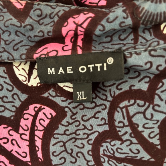 Mae Otti High/Low Sleeveless Blouse - Grey and Pink - Picture 7 of 8